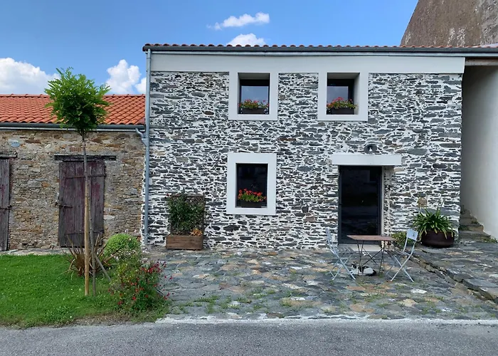 Bed and breakfast Perne, D'hotes A La Campagne Frossay